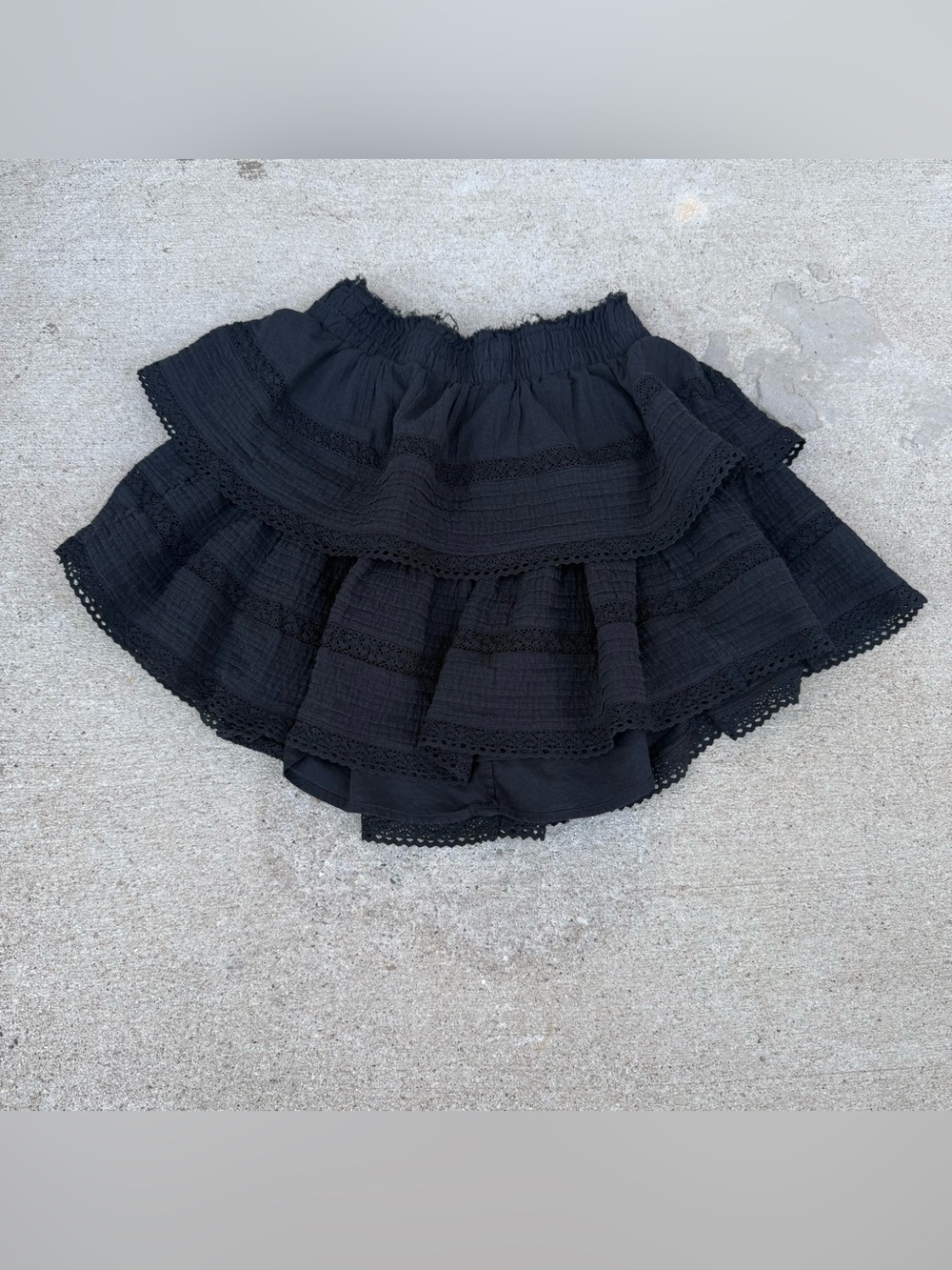 Aerie Black Rock n Ruffle Tiered Lace Trim Mini Skirt Size Small